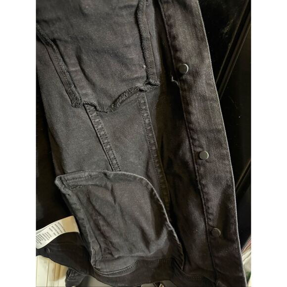 Joe's Women's Button Front Distressed Trucker Denim jacket Black Medium - Picture 5 of 11